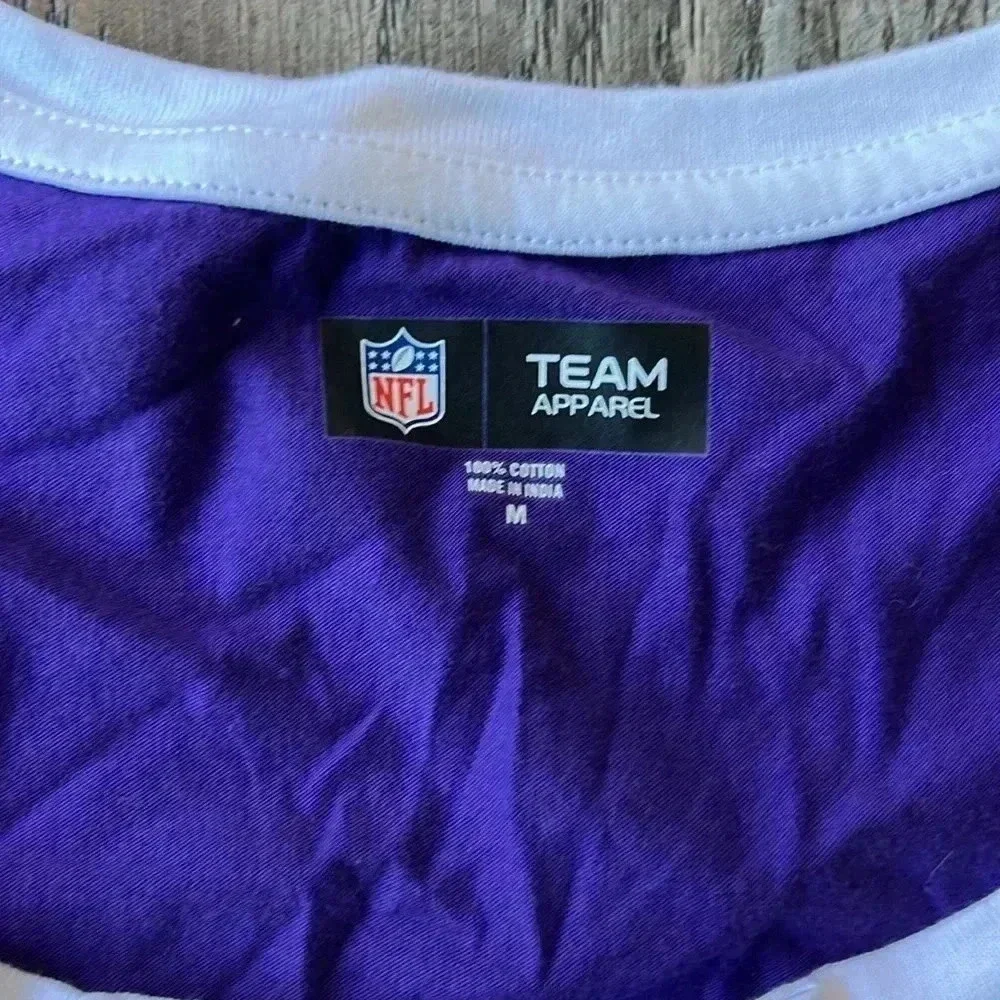 New Era Top Purple Minnesota Vikings Lace Up Short Sleeve Tee Shirt Size Medium - Picture 7 of 8